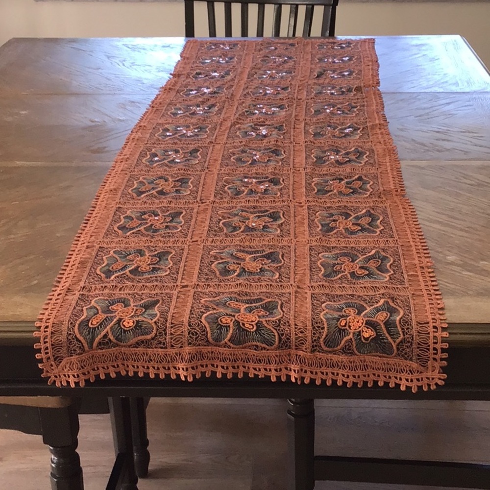 Beautiful table runner